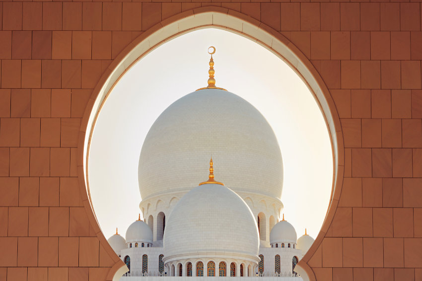 Mosque in Abu Dhabi by Chalabala Envato Elements.jpg