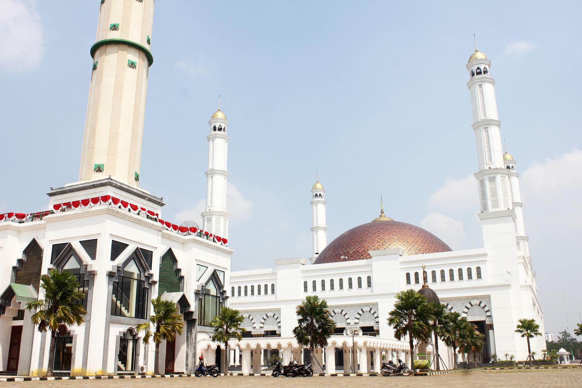 mujahidin-grand-mosque-4459979_1920.jpg