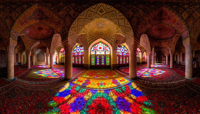 Nasir-Al-mulk-Mosque-Shiraz-2013.jpg