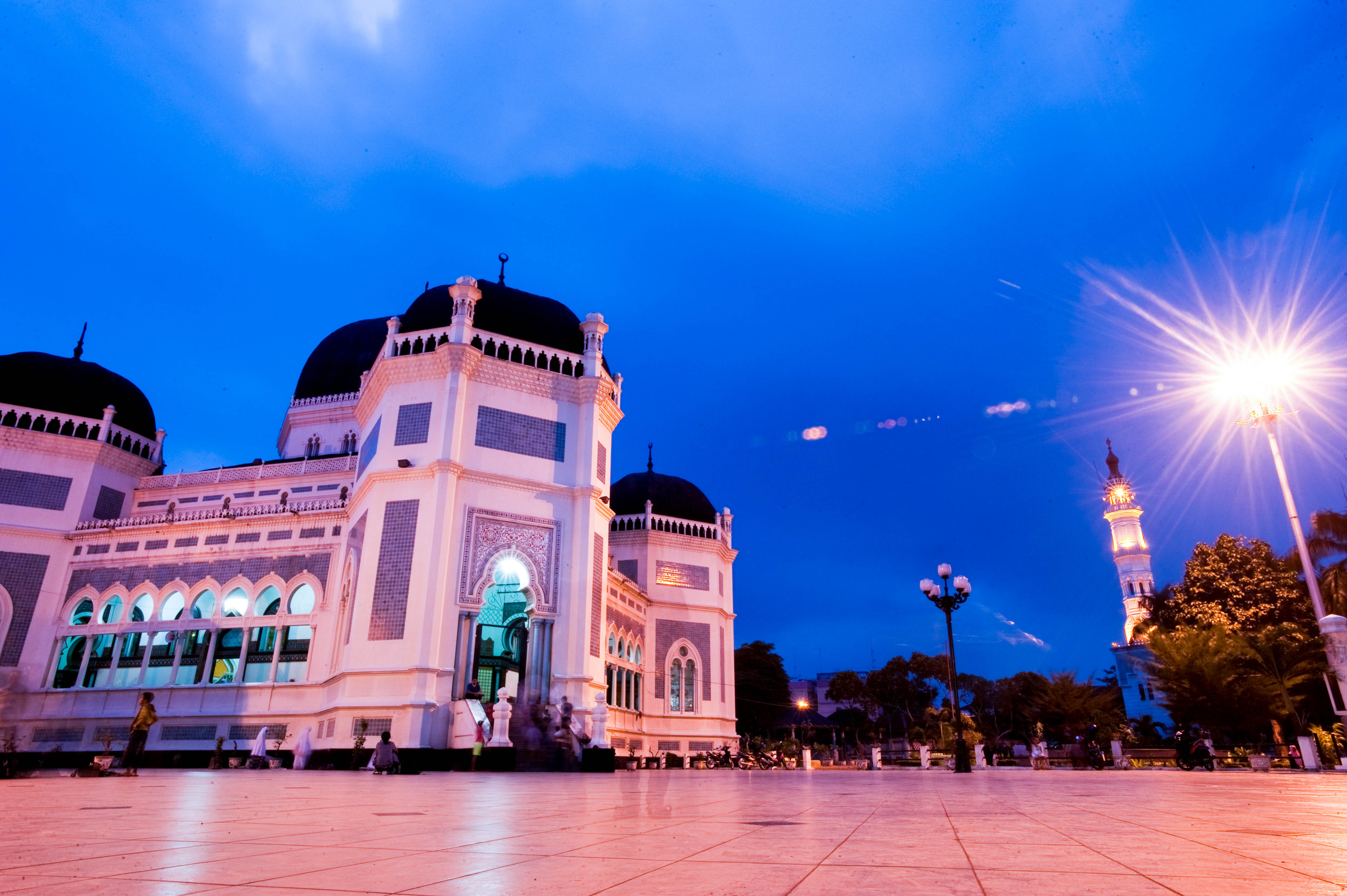 imb-photos-indonesian-mosque.jpg